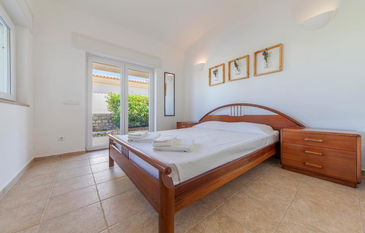N - Astonishing Bay View Guesthouse Λάγος Εξωτερικό φωτογραφία